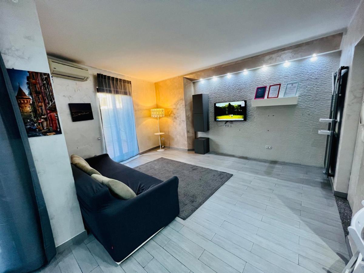 House Of Mola Apartment Napoli Bagian luar foto