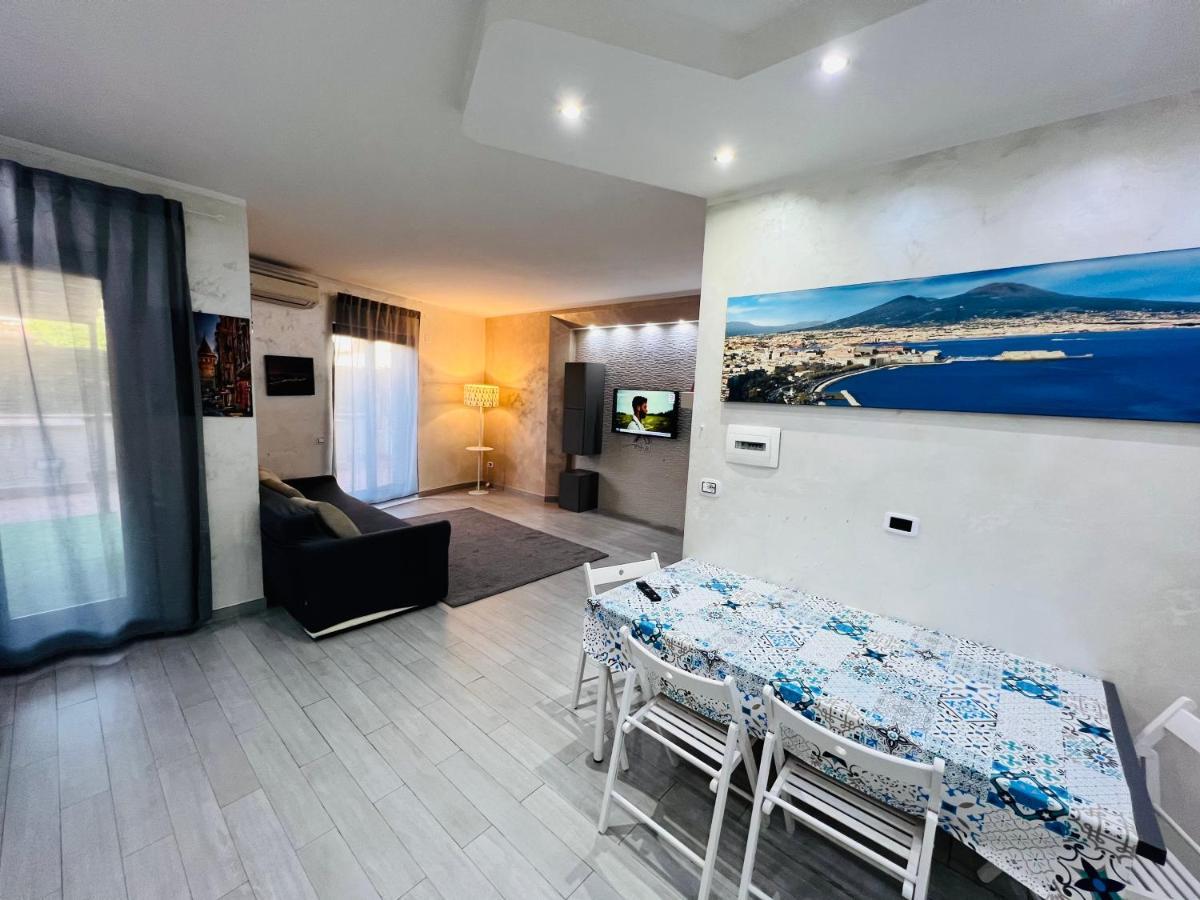 House Of Mola Apartment Napoli Bagian luar foto