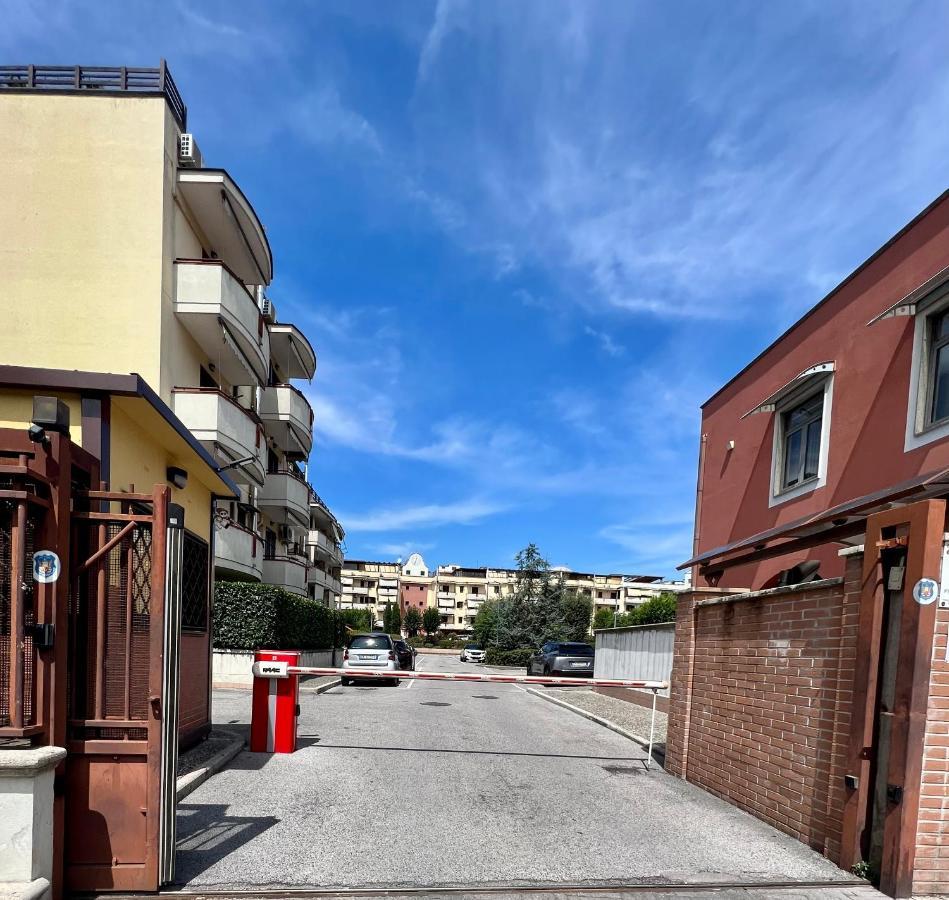 House Of Mola Apartment Napoli Bagian luar foto